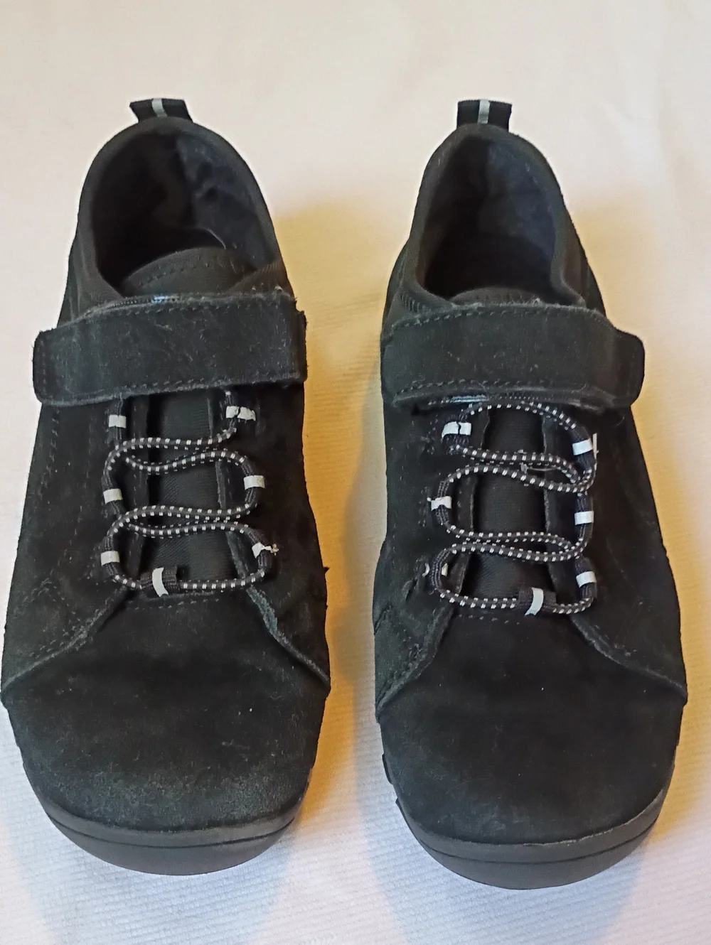 Lands End Black Suede Youth Sneakers